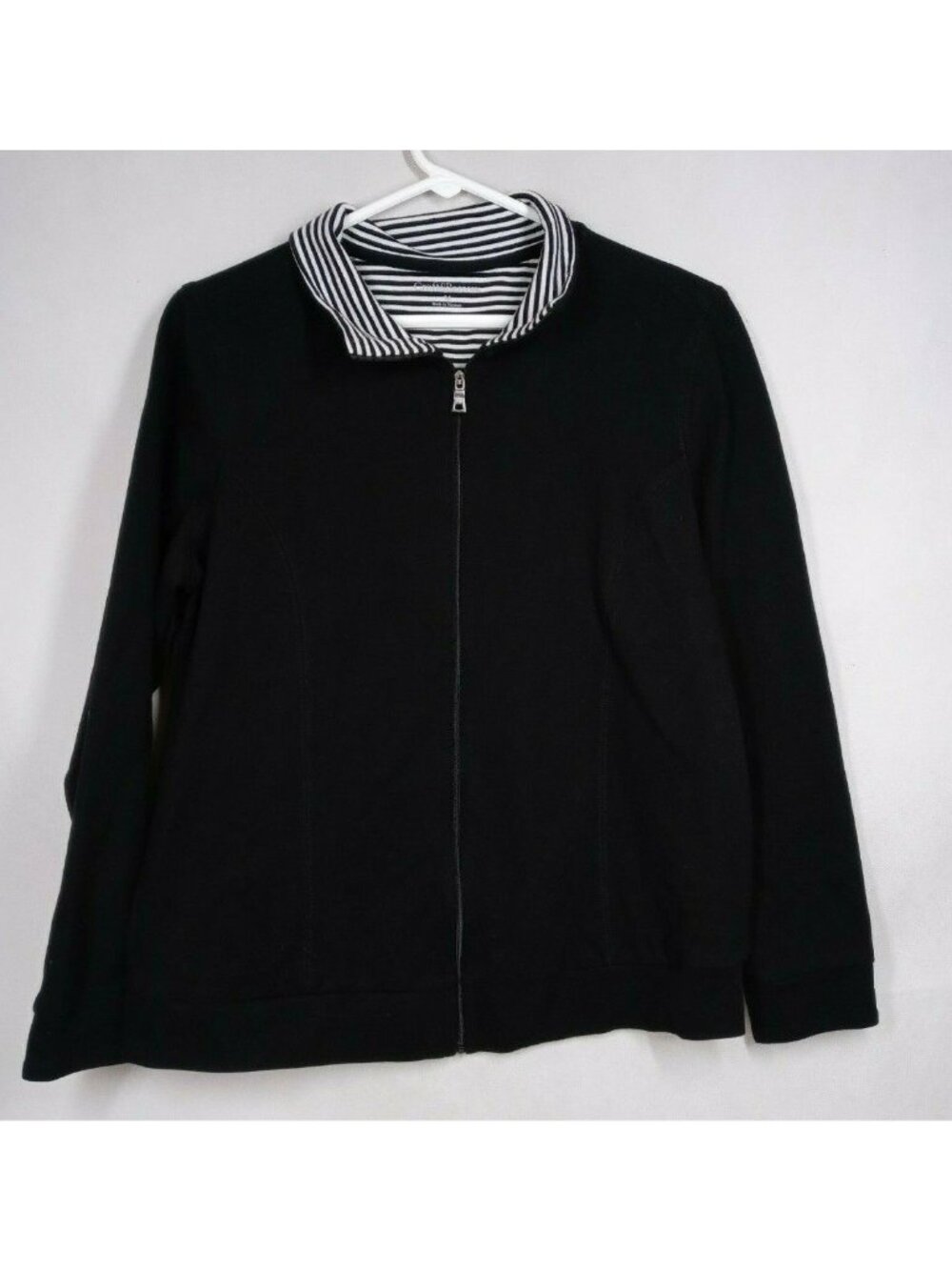 Croft & Barrow Women's Black Full Zip Lightweight Jacket Size Medium